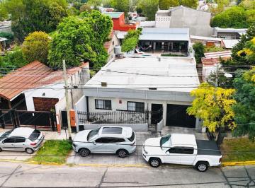 Casa · 170m² · 3 Ambientes · 2 Cocheras · Casa 3 Ambientes en Venta Calle 151 a 3323, en Ranelagh con Pile y Quincho