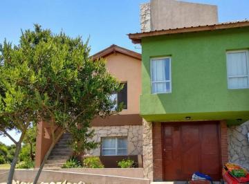 Casa · 165m² · 4 Ambientes · Casa en Venta - 3 Dorm. 3 Baños - Punta Médanos