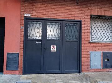 PH · 70m² · 3 Ambientes · PH P. B. fdo.3 Amb. L. c. C. C. 2 Dorm. Patio Terraza