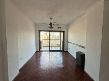 Departamento · 70m² · 4 Ambientes · 1 Cochera · Cochabamba 1734