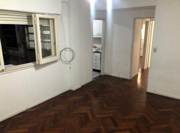 Departamento de 3 ambientes, Flores · 3 Amb Al Frente