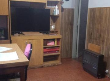 Casa · 119m² · 6 Ambientes · Casa en Venta - 3 Dorm. 1 Baño - La Matanza
