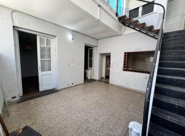 PH · 68m² · 4 Ambientes · Venta PH 4 Amb con Terraza S/ Expen. Devoto