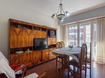 Departamento · 40m² · 2 Ambientes · Venta Depto 2 Amb Al Frente C/ Balcón, Z. Aldrey.