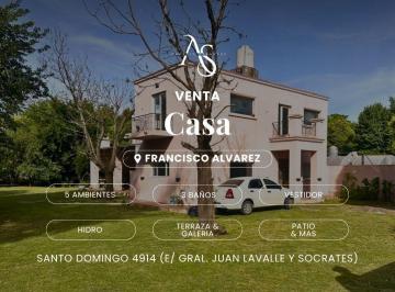 Casa · 240m² · 5 Ambientes · Casa - Francisco Alvarez