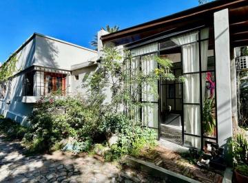 Casa de 5 ambientes, Córdoba · Casa en Una Planta Villa Belgrano 3 Dorm. Muy Luminosa!