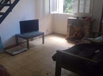PH de 3 ambientes, Lanús · Alquiler de PH 3 Ambientes con Terraza. dos Baños Bajas Expensas. Dueño Direct