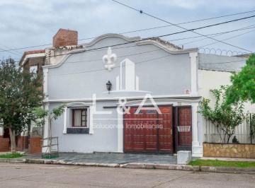 Casa de 4 ambientes, Salta · Casa 3 Dorm. en Venta en B° Tres Cerritos