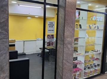 Local comercial · 15m² · 1 Ambiente · Venta Local en Galeria San Martin La Plata