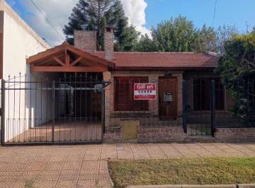 Casa de 5 ambientes, Luján · Casa Centrica; Luján, Buenos Aires.