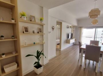Departamento · 67m² · 3 Ambientes · Venta - Depto Tres Ambientes - Frente - Balcon