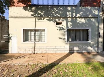 Casa · 90m² · 4 Ambientes · PH - 4 Ambientes - Merlo Centro
