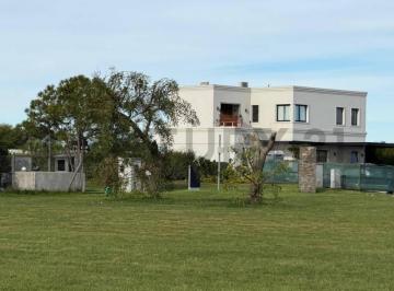 Terreno · 1000m² · Lote en Venta en Greenville Polo Resort en Berazategui