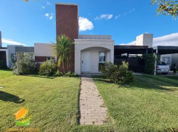 Casa de 8 ambientes, Alta Gracia · Casa con 3 Dorm. en Venta con 480 m² de Terreno en Reserva Tajamar