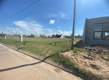 Terreno · 360m² · Lote en Venta en Docta Nobu Escritura Opcion Colindantes