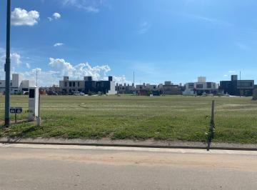 Terreno · 360m² · Lote en Venta en Docta Nobu Escritura Opcion Colindantes