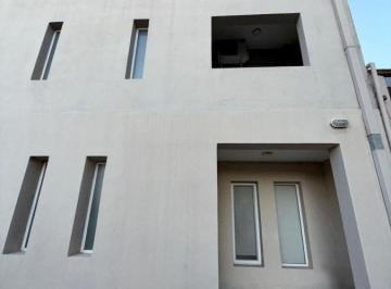 Casa · 90m² · 3 Ambientes · 1 Cochera · Venta Duplex 2 Dorm, B° Los Alamos, Cipolletti