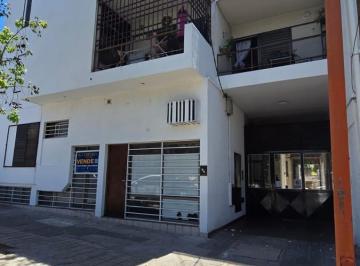 Departamento · 2 Ambientes · 1 Cochera · Departamento en Centro