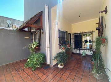 Casa · 120m² · 3 Ambientes · 1 Cochera · Venta de Ph/casa de 3 Ambientes en Jose Leon Suarez