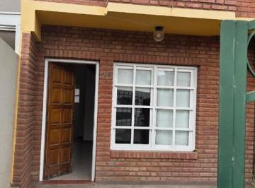 PH · 70m² · 4 Ambientes · PH en Puerto Madryn