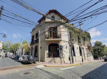 Edificio · 459m² · 4 Cocheras · Edificio Comercial en San Isidro