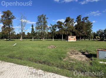 Terreno · 831m² · Venta Lote Central, barrio Privado Almahue