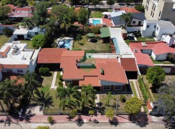 Casa · 490m² · 7 Ambientes · 4 Cocheras · 1 Planta - Amplio Terreno 1.370 m² - Ideal Desarrollo - Calef. Cent - Casa Venta Cerro de Las Rosas