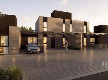 Casa · 58m² · 3 Ambientes · 1 Cochera · Duplex en Colinas de Manantiales