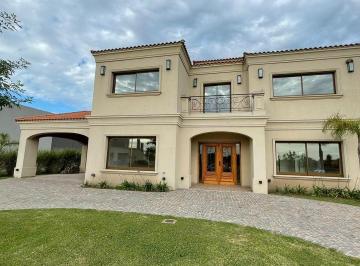 Casa · 335m² · 6 Ambientes · 2 Cocheras · Casa en Venta Terravista