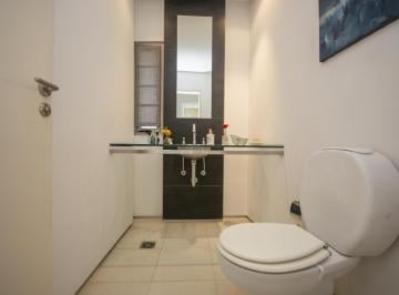 Casa · 241m² · 6 Ambientes · 2 Cocheras · Venta | Casa de 3 Dorm. Piscina y Parque | Barrio Roble Joven - Pilar