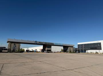 Terreno · 3350m² · 8 Cocheras · Excelente Lote Industrial a 100 m Acceso Principal 3350 m Polo Spegazzini