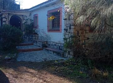 Casa de 5 ambientes, Saldán · Casa Chalet Imponente en La Zona de Saldán