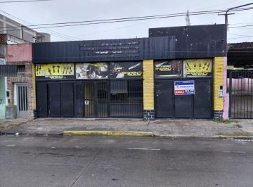 Local comercial , Almirante Brown · Alquiler de Local en Adrogue, Importante Ubicacion Sobre Av Principal