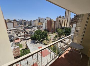 Departamento · 120m² · 6 Ambientes · Departamento Semipiso Colon 400. Cochera Doble Balcon.