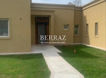 Casa · 182m² · 5 Ambientes · 1 Cochera · Casa Alquiler Anual 5 Ambientes en La Escondida Manzanares Lote de 1700 m²