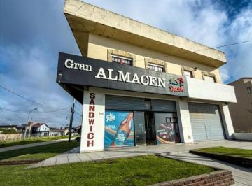 Local comercial · 90m² · 1 Dormitorio · Local Comercial Sobre La Costa con Deposito