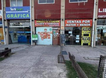 Local comercial · 33m² · 1 Cochera · Local Comercial en Venta Moreno La Reja