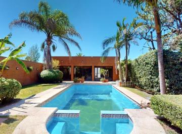 Casa · 500m² · 9 Ambientes · 2 Cocheras · Casa Venta 5 Dorm.