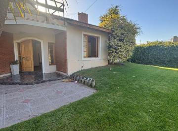 Casa de 10 ambientes, Vistalba · Chalet Exclusivo en Vistalba | 2.264 m² de Terreno, Piscina y Máxima Privacidad