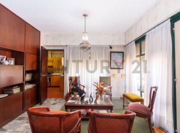 Casa · 154m² · 5 Ambientes · 1 Cochera · Casa en Venta en La Plata