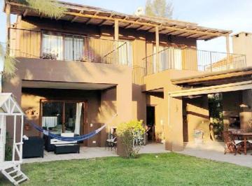 Casa de 5 ambientes, Tigre · Casa Los Sauces