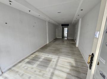 Local comercial · 65m² · Local en Alquiler Centro Castelar Norte