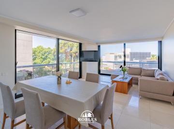 Departamento · 100m² · 3 Ambientes · 1 Cochera · Departamento con Vista Al Mar Frente a Plaza España.