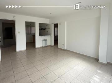 Departamento · 40m² · 2 Dormitorios · Departamento Av Mengelle