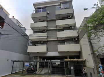 Garage · 12ha · 1 Cochera · Cocheras en Venta en Florida, Sobre Av San Martin