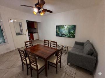 PH · 51m² · 2 Ambientes · PH en Urquiza R