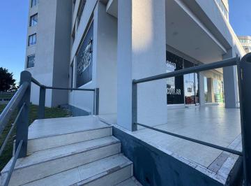 Local comercial · 380m² · 1 Cochera · Unico Local Disponible en La Bahia de Nordelta
