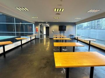Oficina comercial · 1800ha · Oficinas y Enorme Depósito, Estudio, en Venta o Alquiler