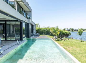 Casa · 380ha · 7 Ambientes · 2 Cocheras · Casa en Venta en San Matías, Al Agua, 4 Dorm. en Suite