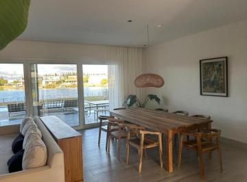 Casa · 500ha · 8 Ambientes · 2 Cocheras · Casa en Venta 8 Ambientes en Barbarita